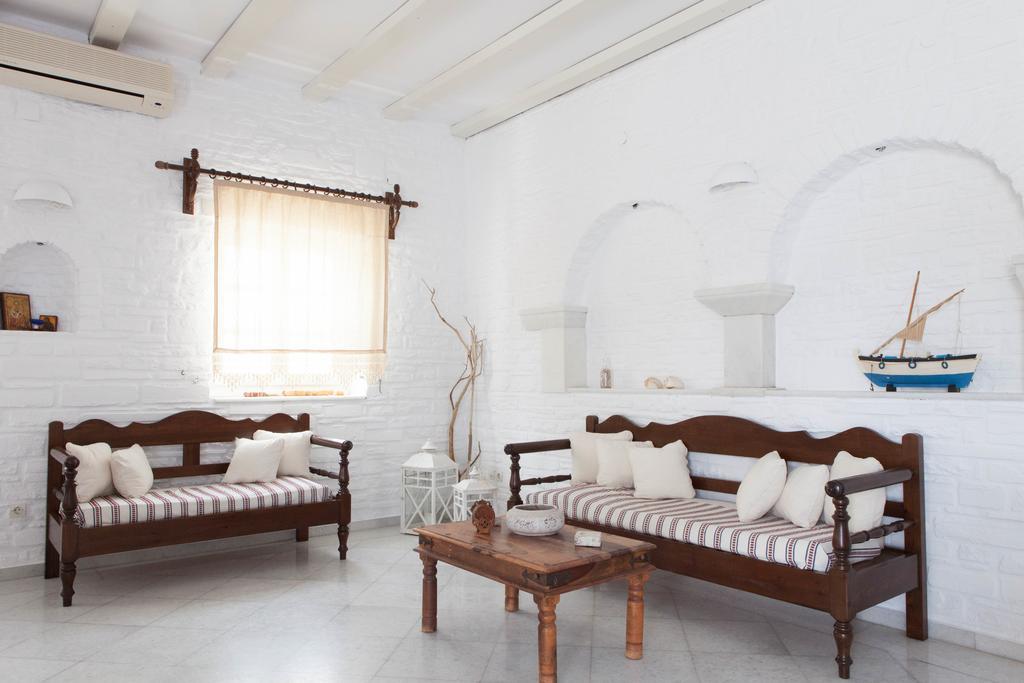 Hotel Begleri Antiparos Buitenkant foto